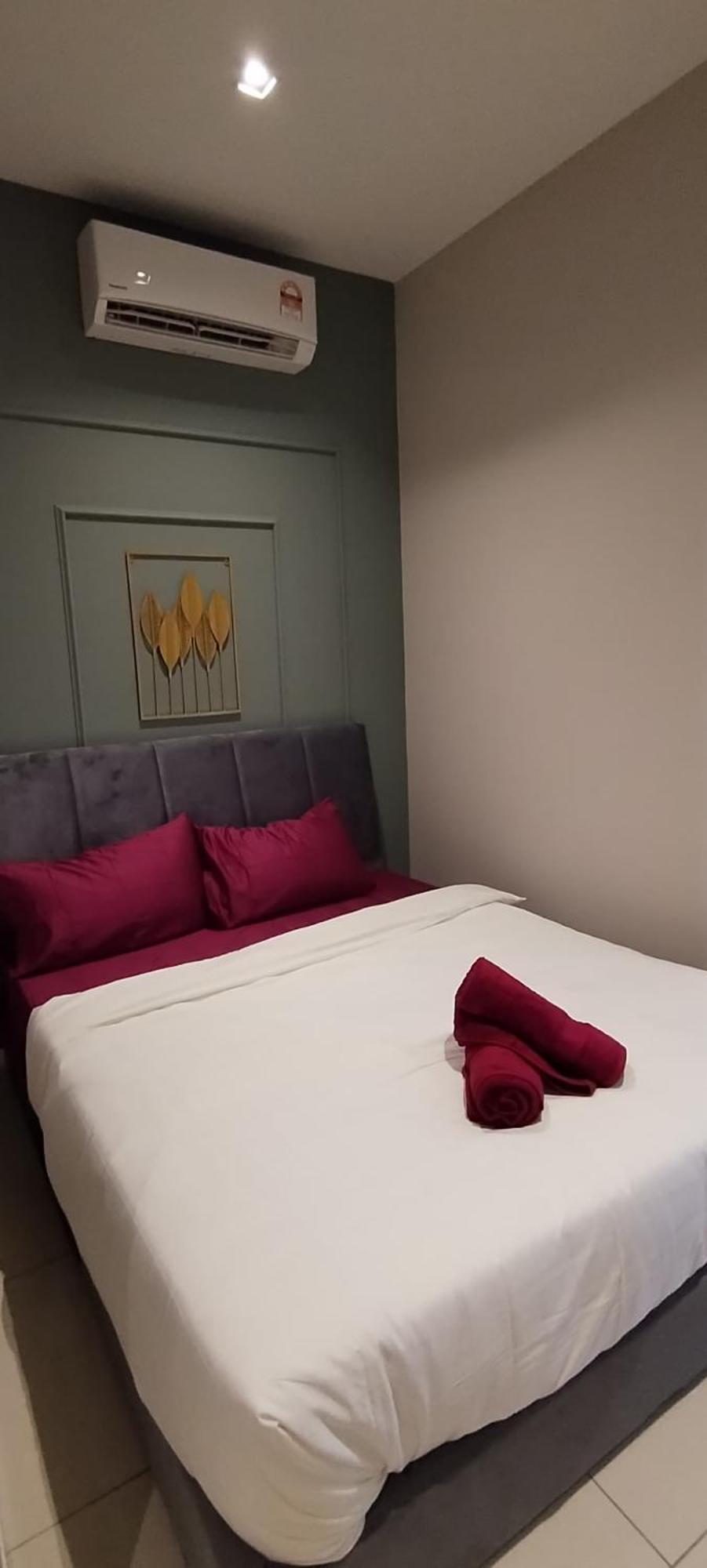 Highpark Suites In Petaling Jaya, Kelana Jaya By Plush Kampong Baharu Sungai Way Esterno foto