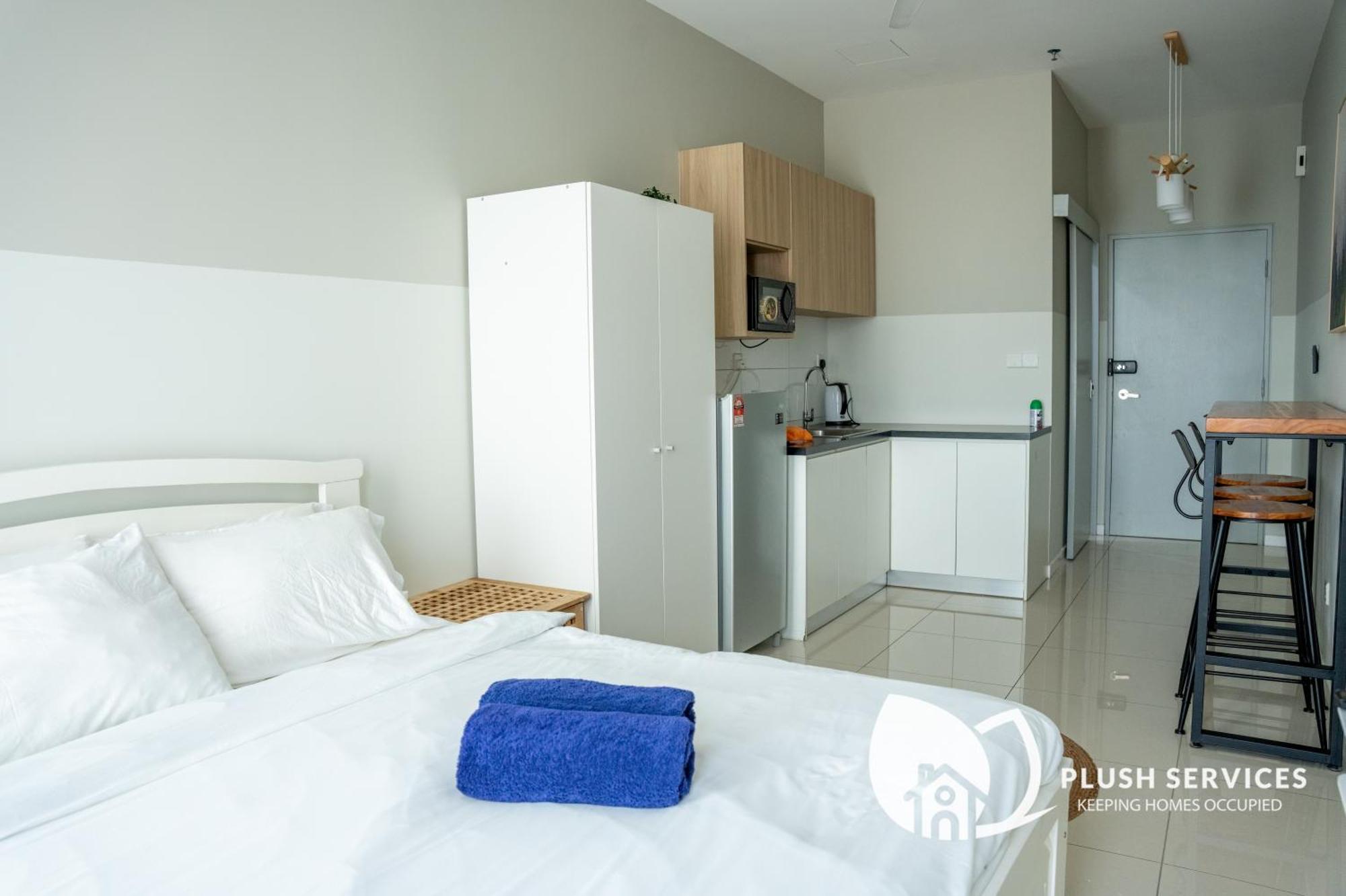 Highpark Suites In Petaling Jaya, Kelana Jaya By Plush Kampong Baharu Sungai Way Esterno foto