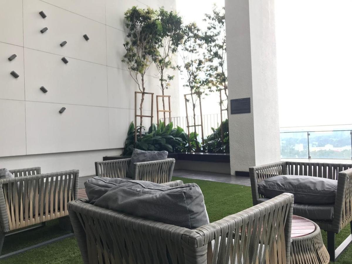 Highpark Suites In Petaling Jaya, Kelana Jaya By Plush Kampong Baharu Sungai Way Esterno foto